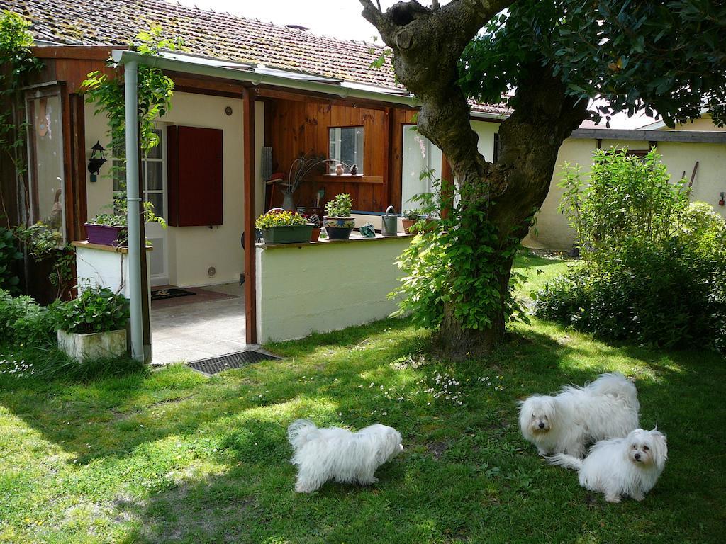 Guesthouse La Burle Parentis-en-Born Kamer foto